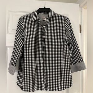 Chico’s no iron shirt - Chico’s size 1 - U size 8/10